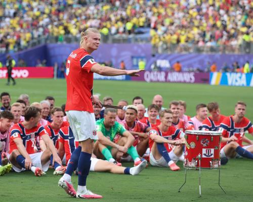 Haaland y Noruega llegan sonriendo al duelo con Inglaterra