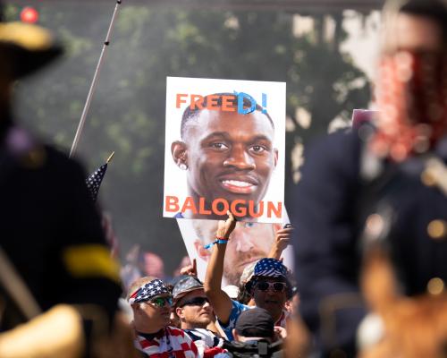 FIFA acusa a UEFA de hipocresía en la guerra por el caso Balogun