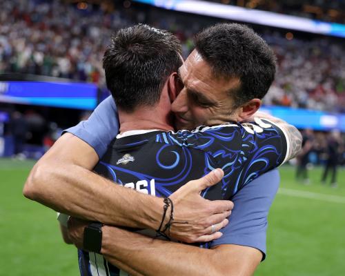 Argentina abraza el caos y vuelve a una final del Mundial