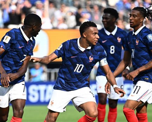 Francia suelta las riendas a Mbappé, Olise y Dembélé…
